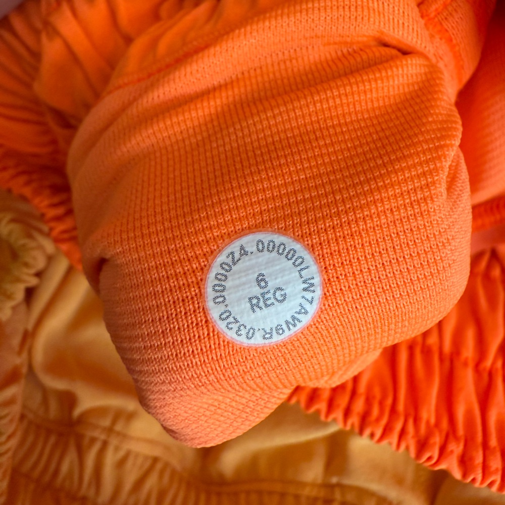 Lululemon Hotty Hot Short II *2.5"
Highlight Orange size 6 EUC - Picture 5 of 5